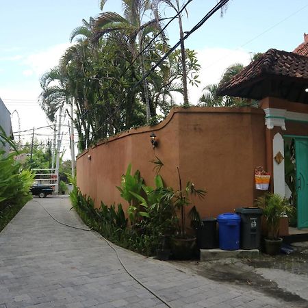 Villa Alam Biru Gardenia Семиняк Екстериор снимка