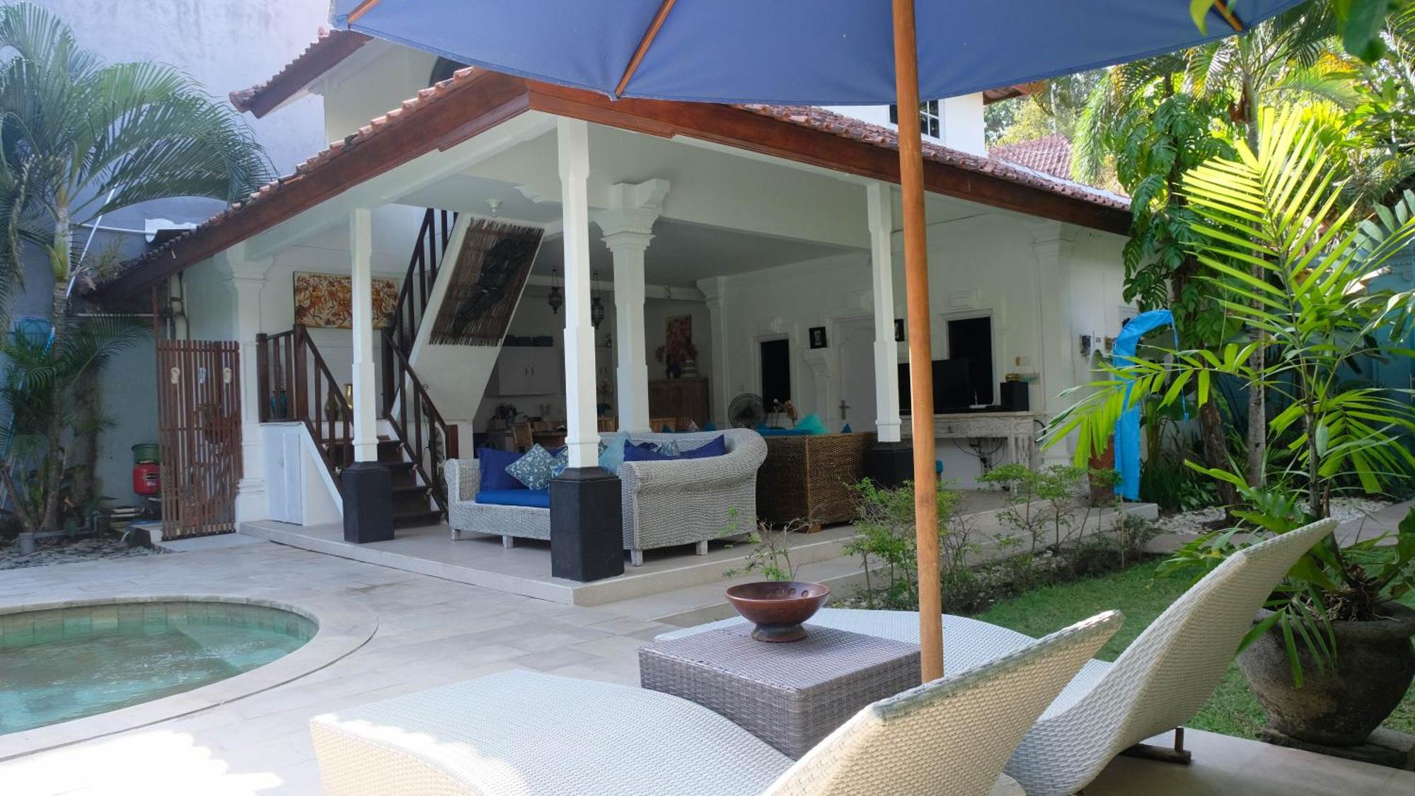Villa Alam Biru Gardenia Семиняк Екстериор снимка